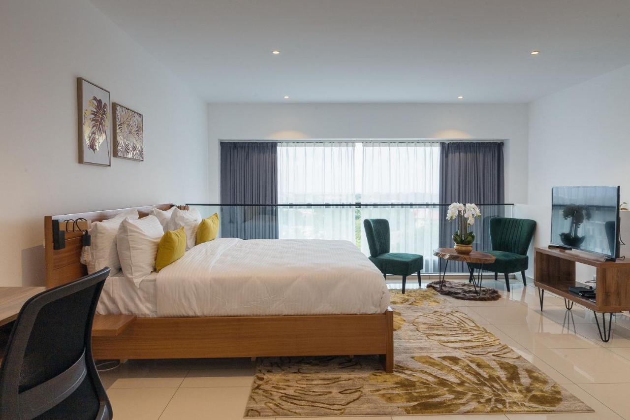 The Avery Loft At Embassy Gardens, Cantonments アクラ エクステリア 写真